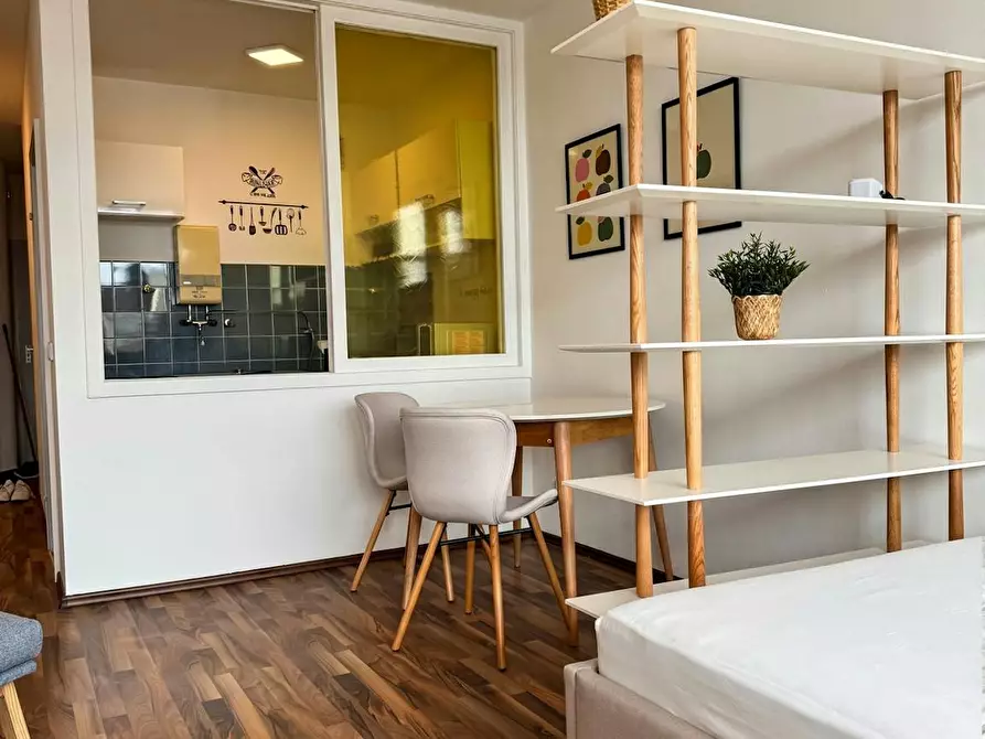 Immagine 4 di Appartamento in affitto  in Dorfbroicher Straße a Mönchengladbach