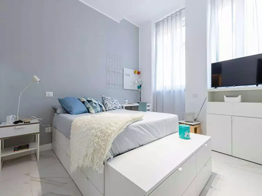 Immagine 2 di Camera in affitto  in Viale Bligny a Milano