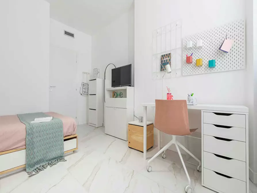 Immagine 4 di Camera in affitto  in Viale Bligny a Milano