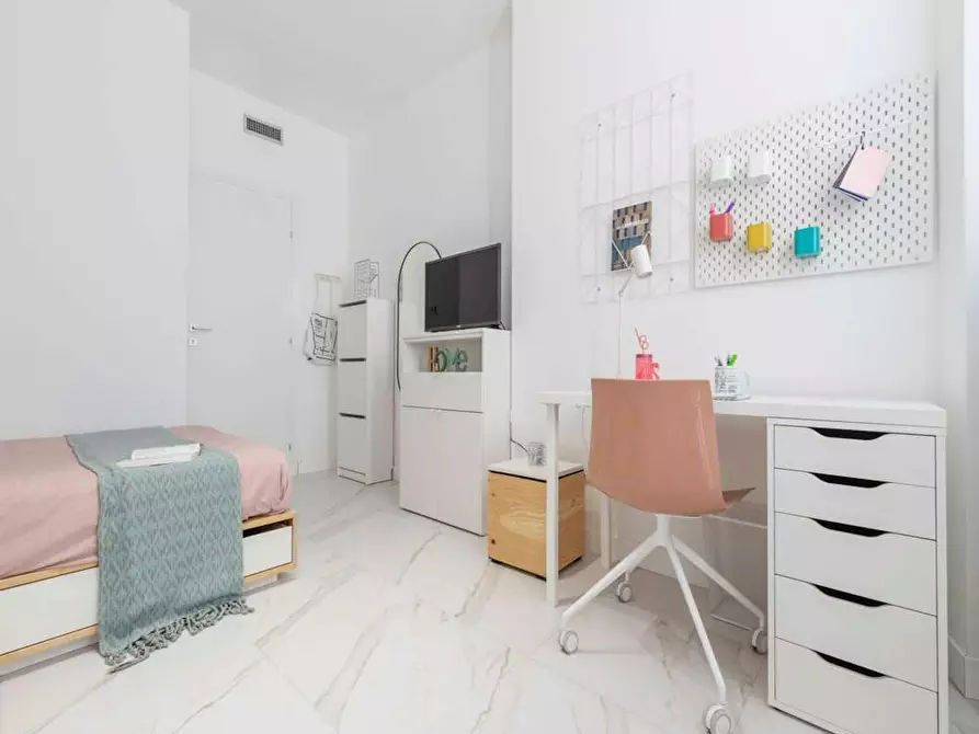 Immagine 2 di Camera in affitto  in Viale Bligny a Milano