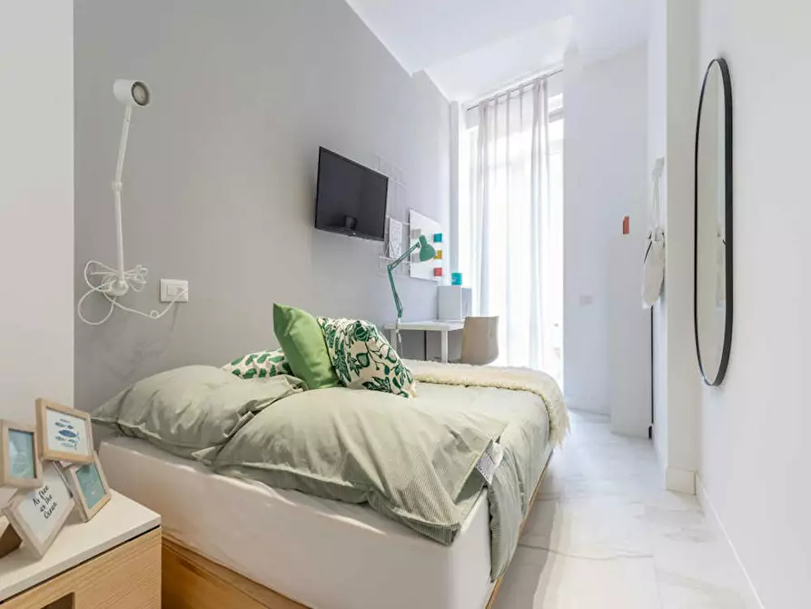 Immagine 2 di Camera in affitto  in Viale Bligny a Milano