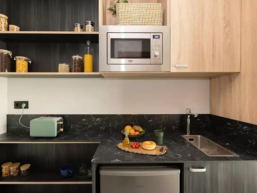 Immagine 3 di Camera in affitto  in Carrer de la Residencia a Hospitalet De Llobregat, L'