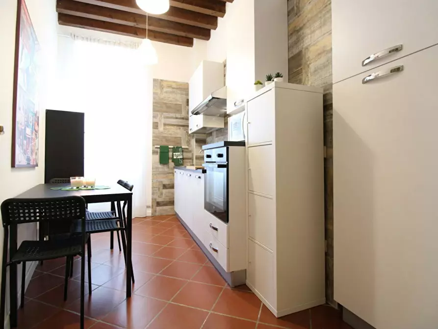 Immagine 5 di Camera in affitto  in Via Trieste a Brescia