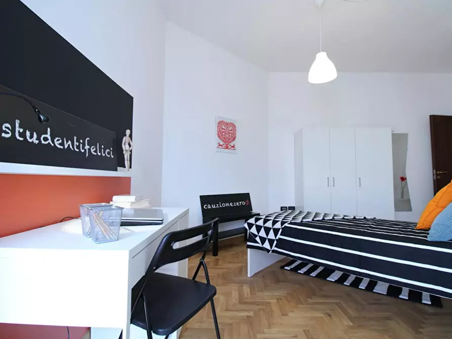 Immagine 4 di Camera in affitto  in Viale della Stazione a Brescia