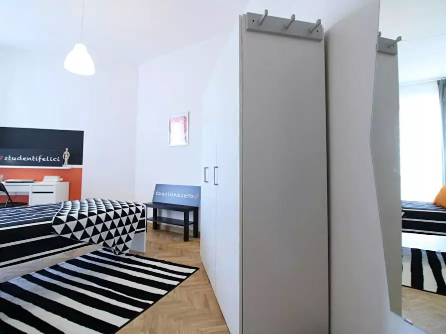 Immagine 3 di Camera in affitto  in Viale della Stazione a Brescia