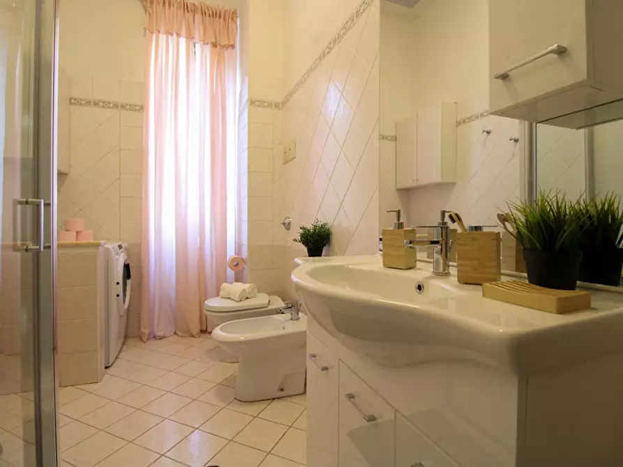 Immagine 9 di Camera in affitto  in Via Lattanzio Gambara a Brescia