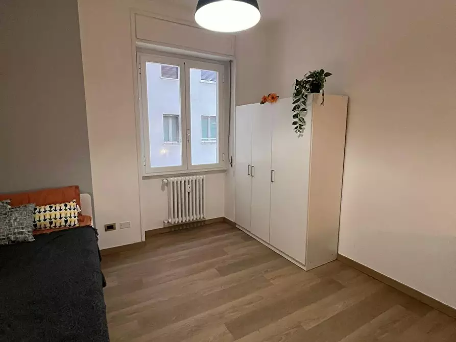 Immagine 4 di Camera in affitto  in Via Mantova a Brescia