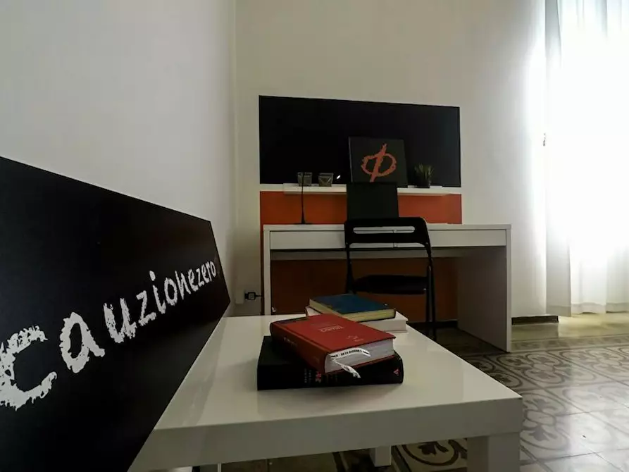 Immagine 3 di Camera in affitto  in Via Lattanzio Gambara a Brescia