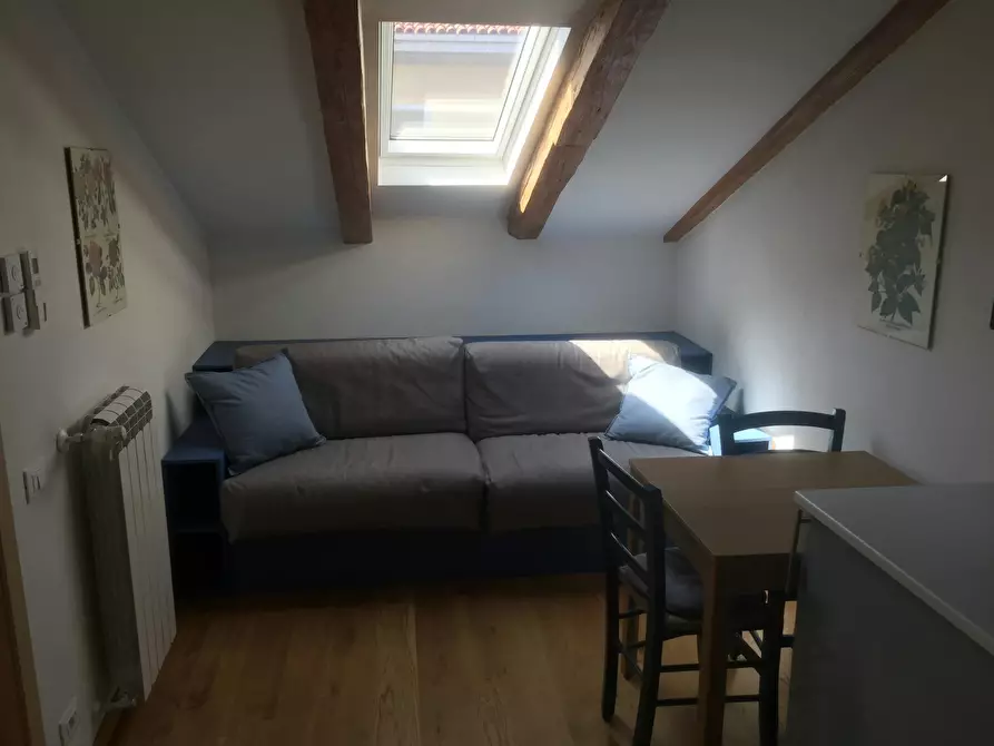 Immagine 6 di Appartamento in affitto  in Via Udine a Trieste