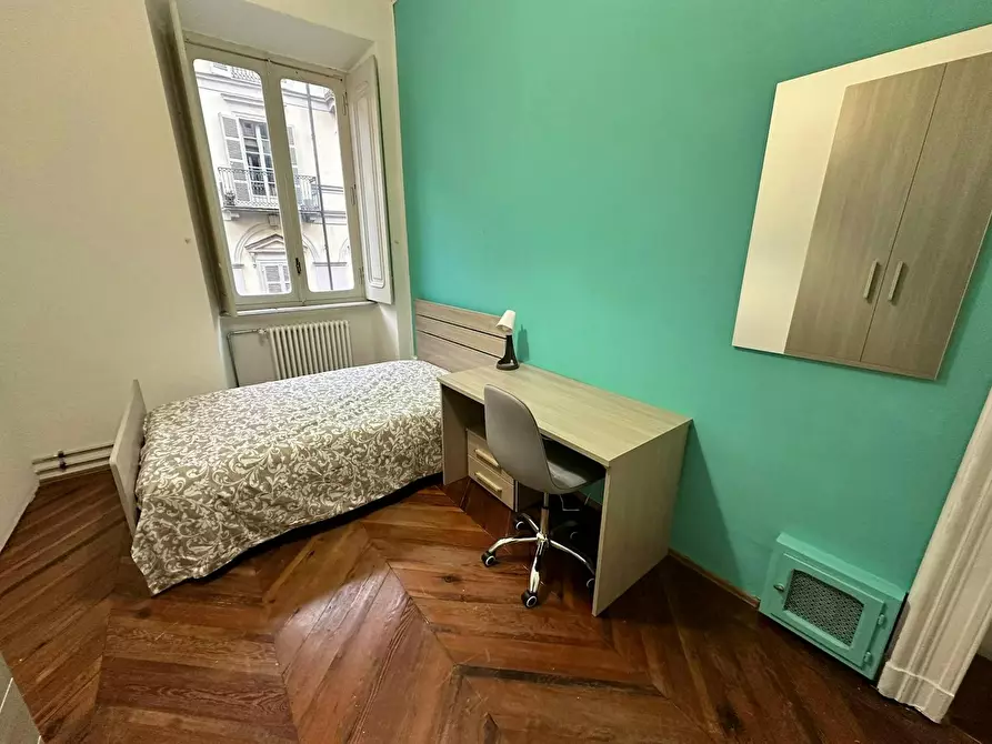 Immagine 1 di Camera in affitto  in Via Sant'Anselmo a Torino