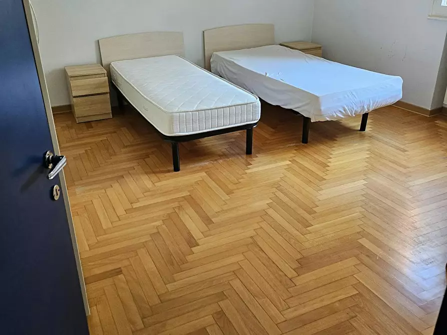 Immagine 2 di Camera condivisa in affitto  in Via Giovanni Canestrini a Padova