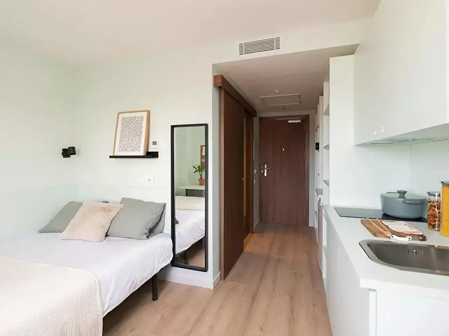 Immagine 3 di Casa indipendente in affitto  in Avinguda de la Ciència a Cerdanyola Del Valles