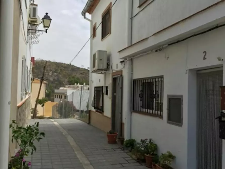 Immagine 2 di Casa indipendente in affitto  in Calle Ventorrillo a Bugarra
