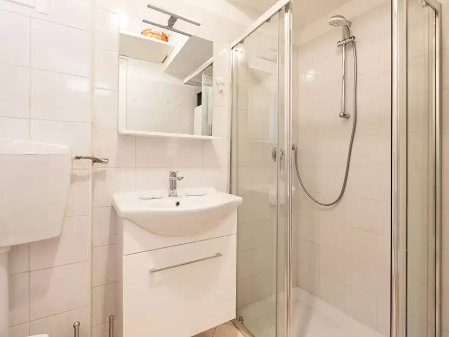 Immagine 6 di Appartamento in affitto  in Via Girolamo Savonarola a Roma