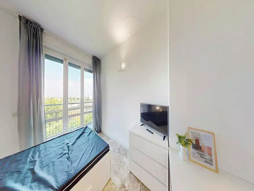 Immagine 2 di Camera in affitto  in Viale Molise a Milano