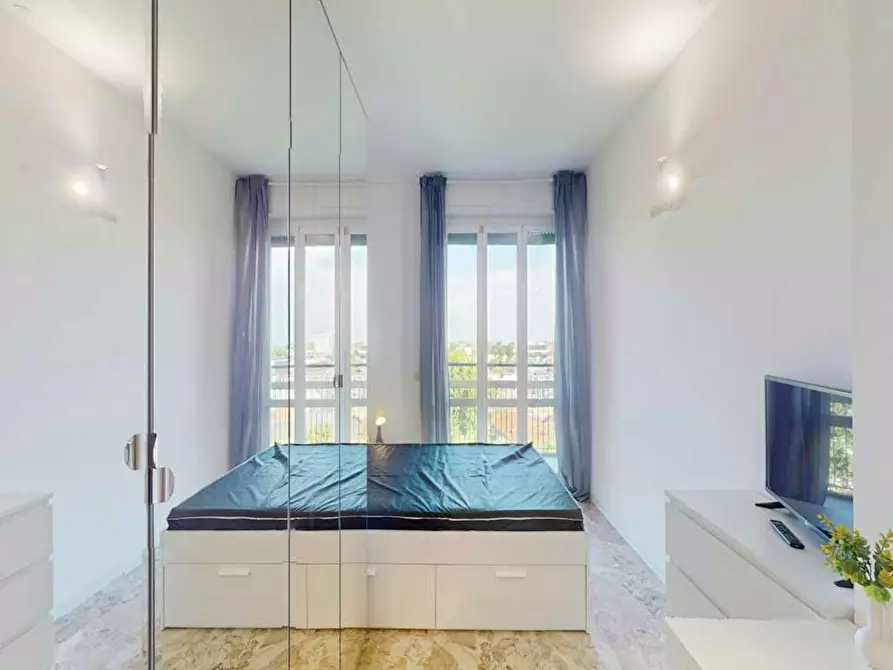 Immagine 1 di Camera in affitto  in Viale Molise a Milano