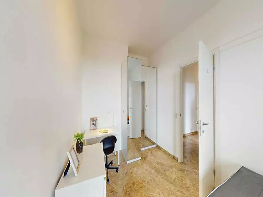 Immagine 6 di Camera in affitto  in Viale Molise a Milano