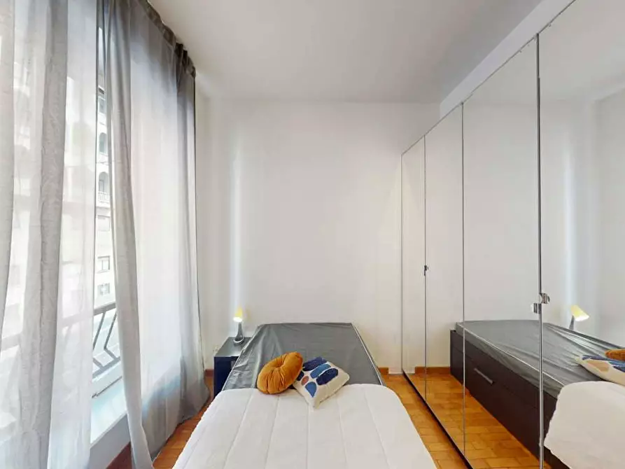 Immagine 1 di Camera in affitto  in Viale Tunisia a Milano