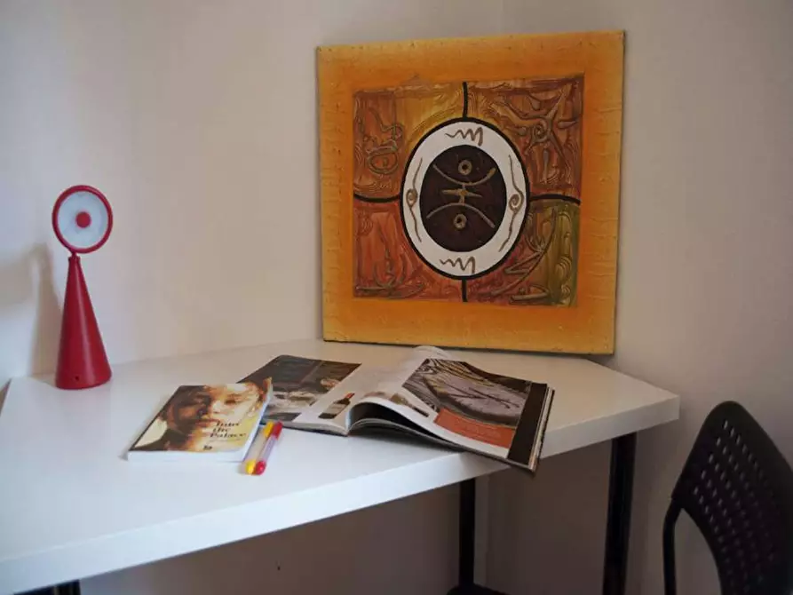 Immagine 5 di Camera in affitto  in Viale Tunisia a Milano