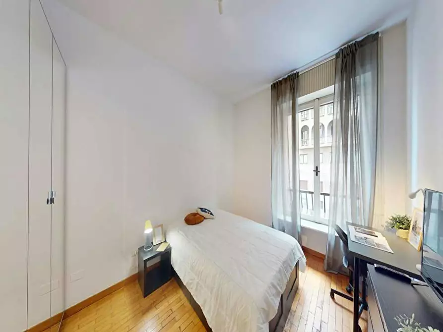 Immagine 2 di Camera in affitto  in Viale Tunisia a Milano