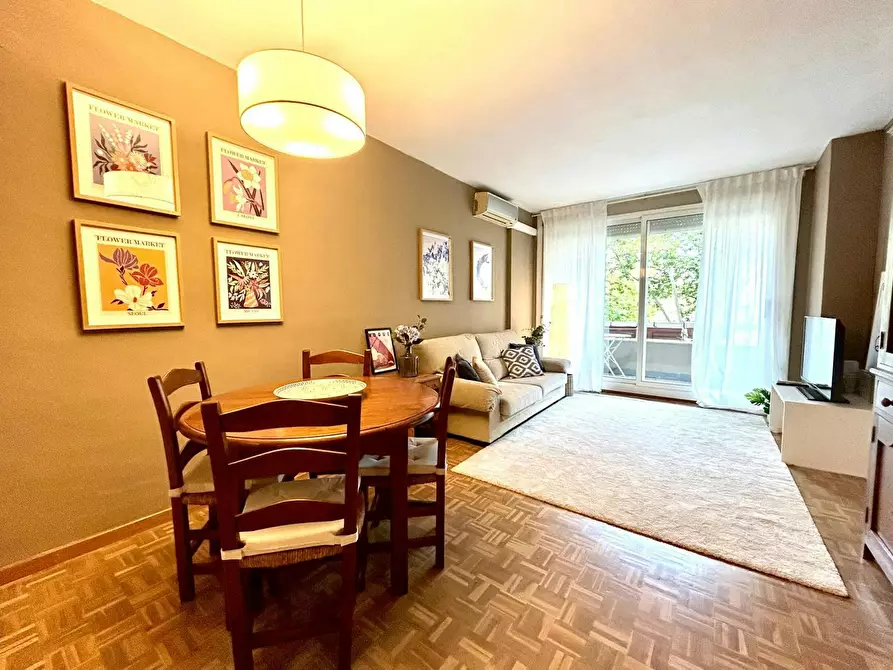 Immagine 1 di Appartamento in affitto  in Carrer Numància a Barcelona