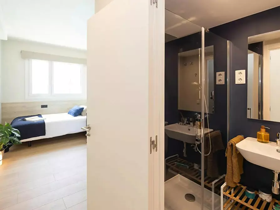 Immagine 4 di Appartamento in affitto  in Avinguda de Jaume I a Terrassa