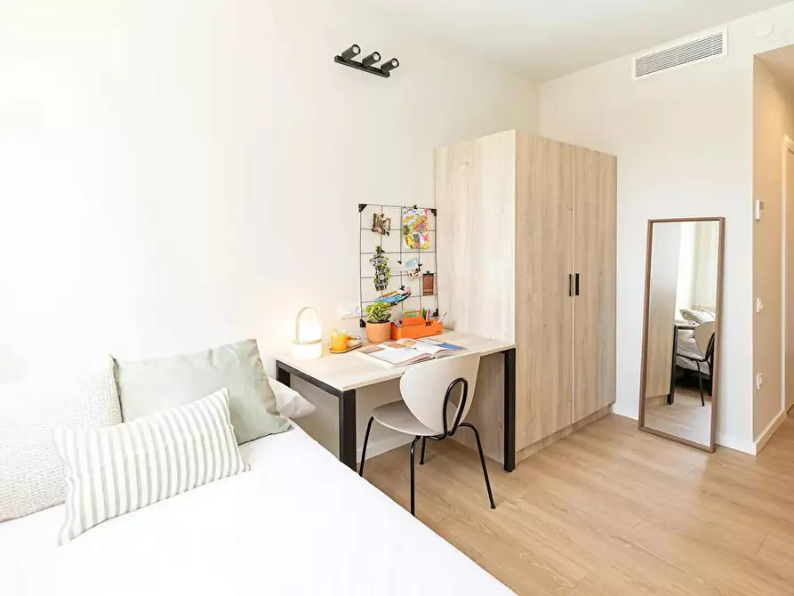 Immagine 3 di Appartamento in affitto  in Avinguda de Jaume I a Terrassa