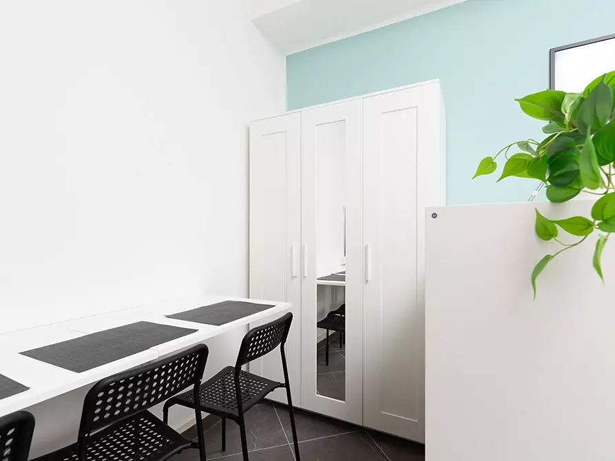 Immagine 4 di Appartamento in affitto  in Viale Principe Amedeo a Rimini