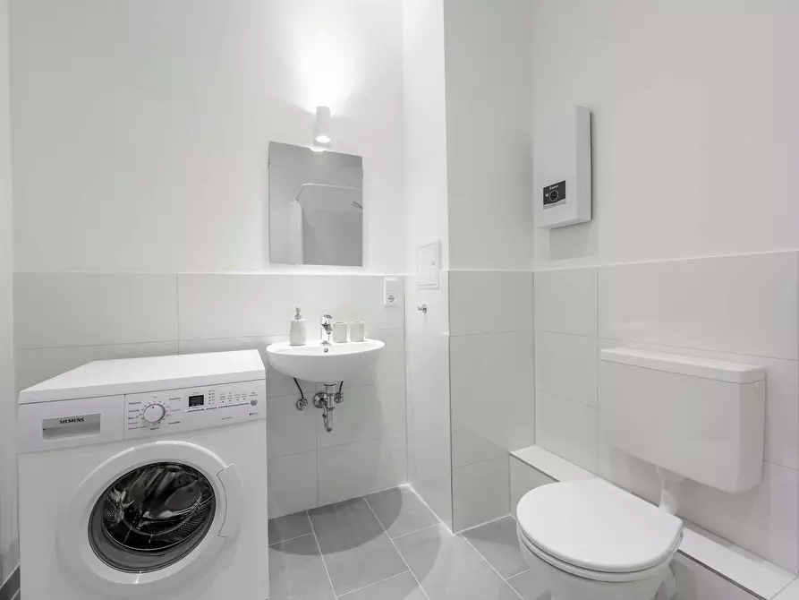 Immagine 10 di Appartamento in affitto  in Koloniestraße a Berlin