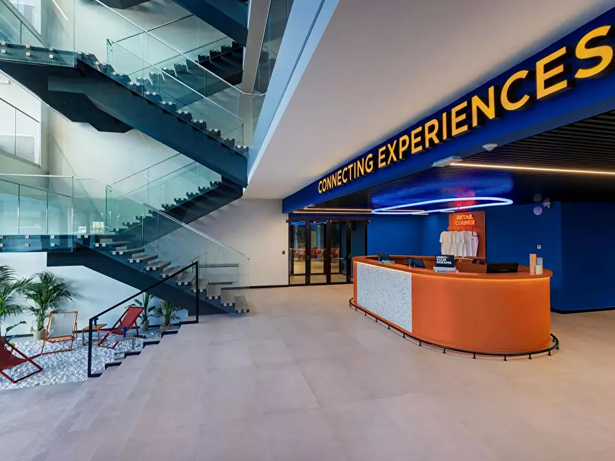 Immagine 8 di Camera in affitto  in Via Galileo Ferraris a Napoli