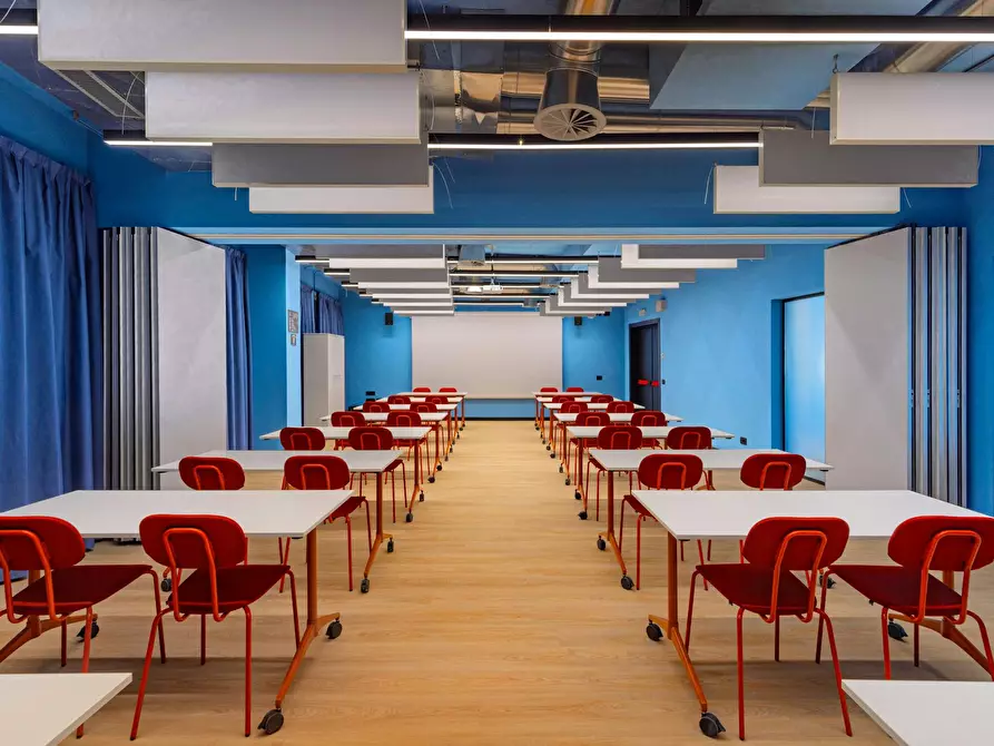 Immagine 7 di Appartamento in affitto  in Via Galileo Ferraris a Napoli