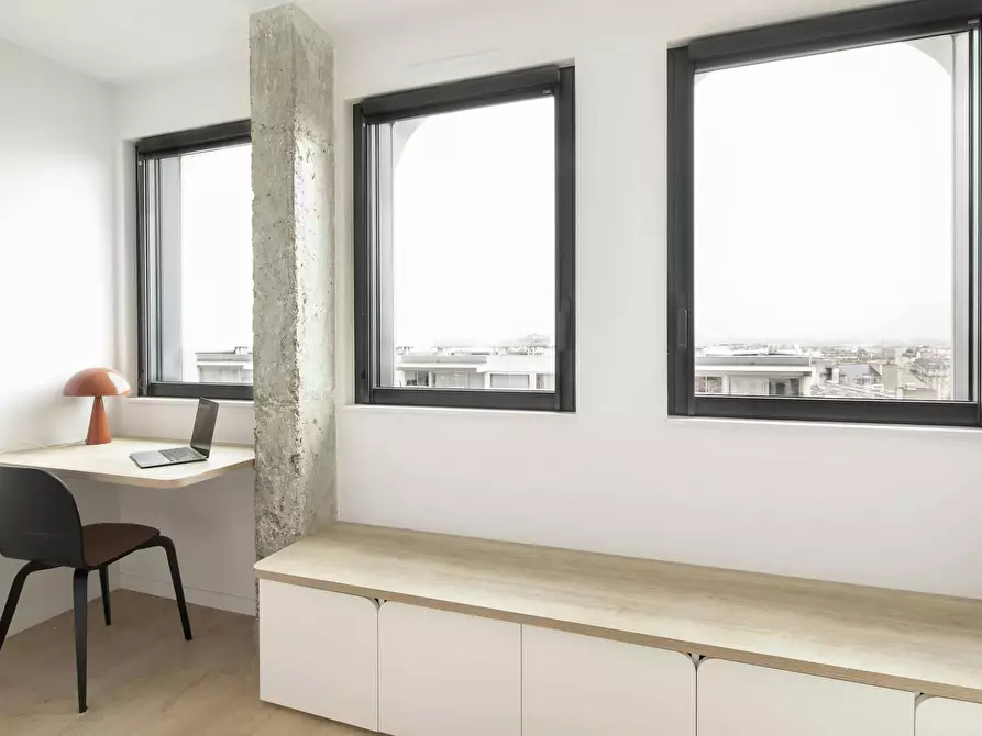 Immagine 10 di Camera in affitto  in Rue Cambronne a Paris