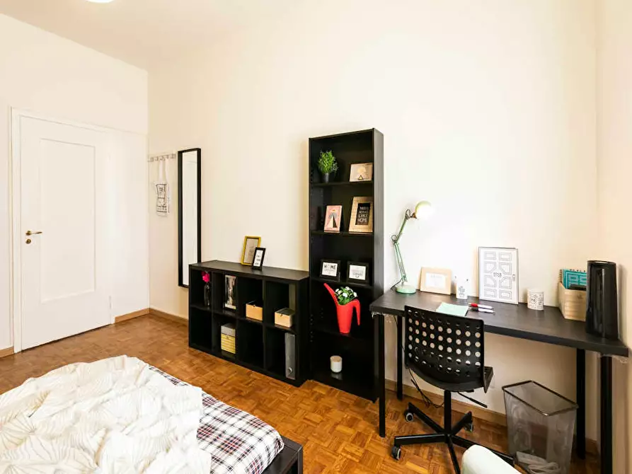 Immagine 6 di Camera in affitto  in Via Ginestre a Buccinasco