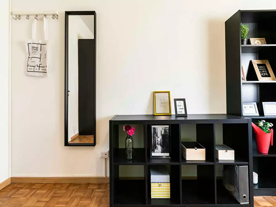 Immagine 9 di Camera in affitto  in Via Ginestre a Buccinasco