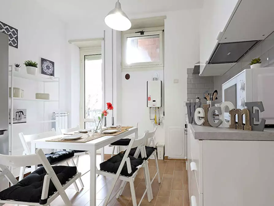 Immagine 9 di Camera in affitto  in Via Cavriglia a Roma