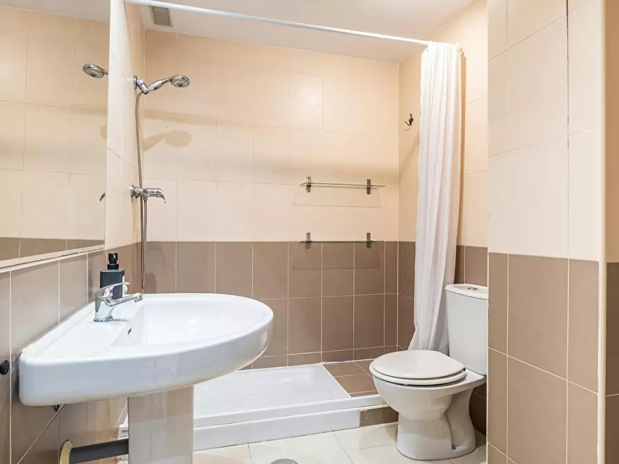 Immagine 9 di Camera in affitto  in Avenida de Aguilera a Alicante/Alacant