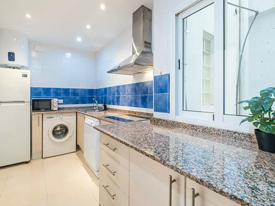 Immagine 7 di Camera in affitto  in Avenida de Aguilera a Alicante/Alacant