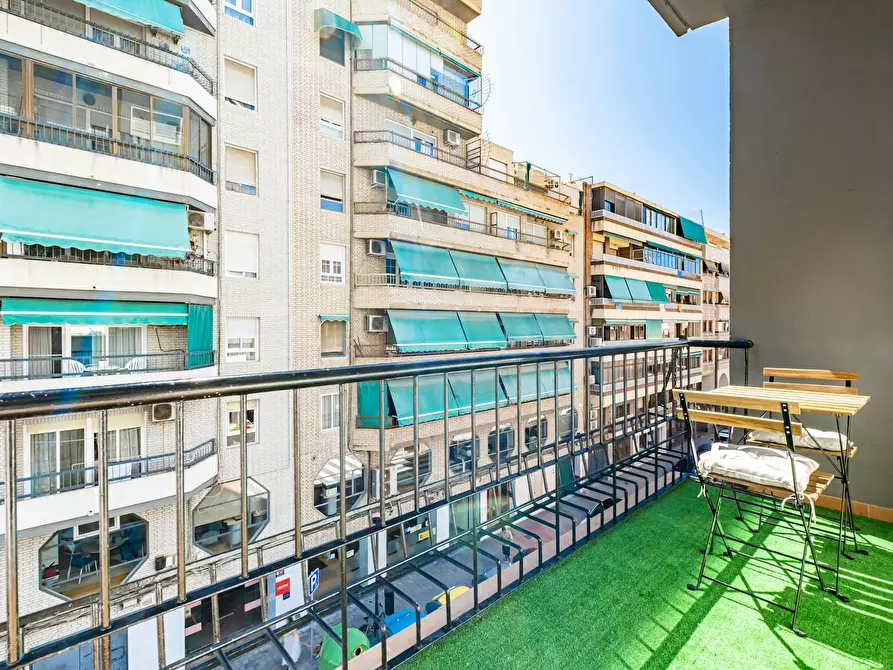 Immagine 4 di Camera in affitto  in Avenida de Aguilera a Alicante/Alacant