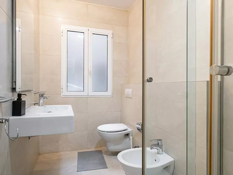 Immagine 10 di Camera in affitto  in Avenida de Aguilera a Alicante/Alacant