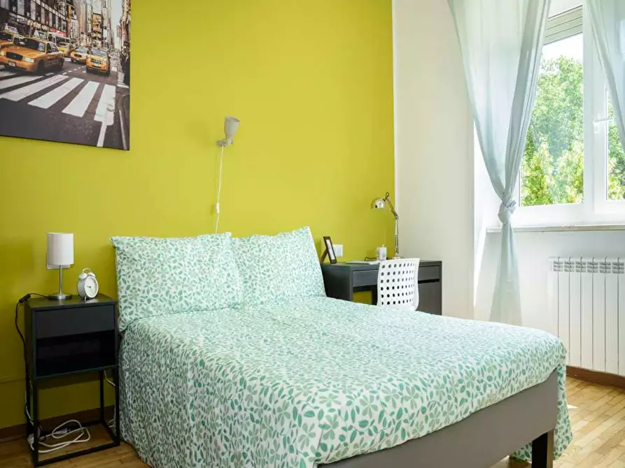 Immagine 1 di Camera in affitto  in Via delle Ande a Milano