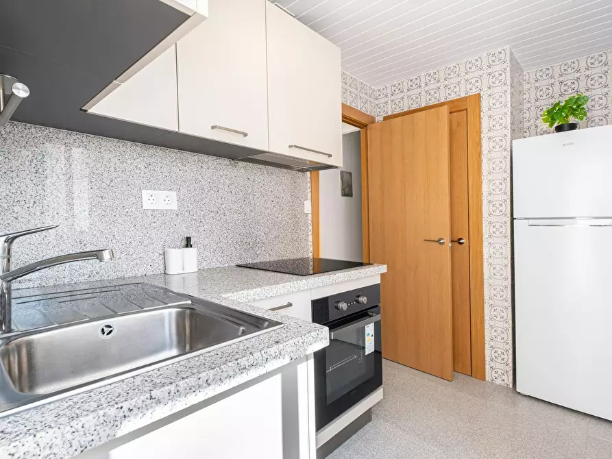 Immagine 7 di Camera in affitto  in Avenida de Aguilera a Alicante/Alacant