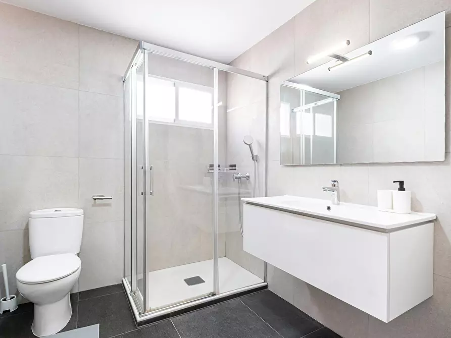 Immagine 4 di Camera in affitto  in Avenida de Aguilera a Alicante/Alacant