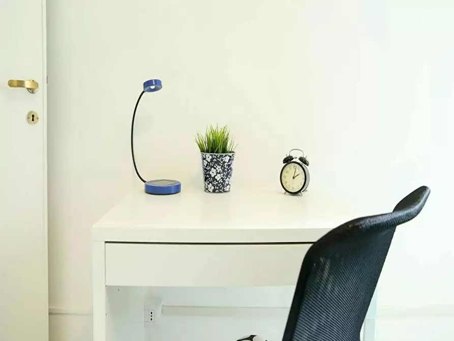 Immagine 6 di Camera in affitto  in Via Salvatore Barzilai a Milano