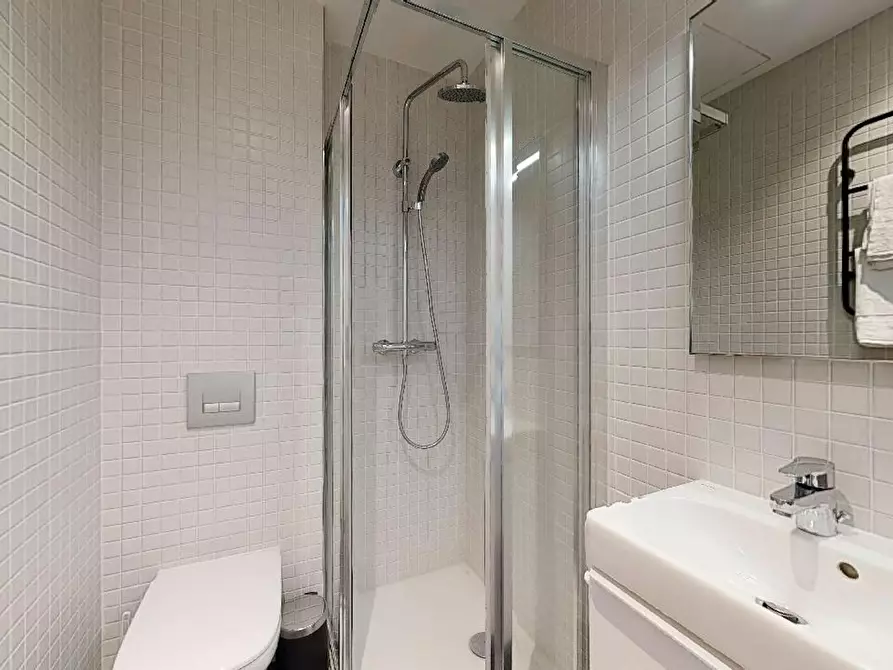 Immagine 3 di Camera in affitto  in Impasse des 2 Cousins a Paris 17