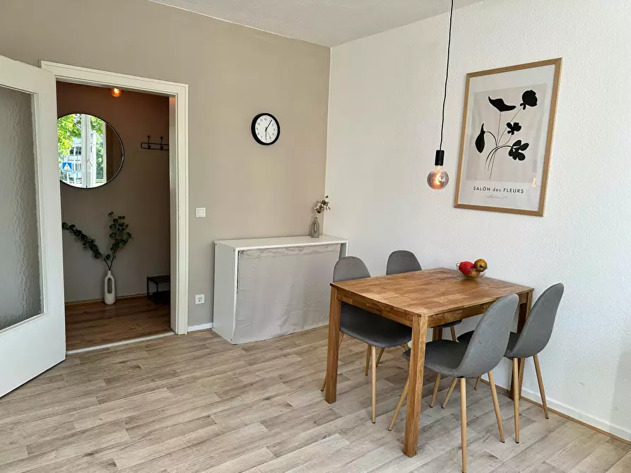 Immagine 9 di Camera in affitto  in Aachener Straße a Düsseldorf