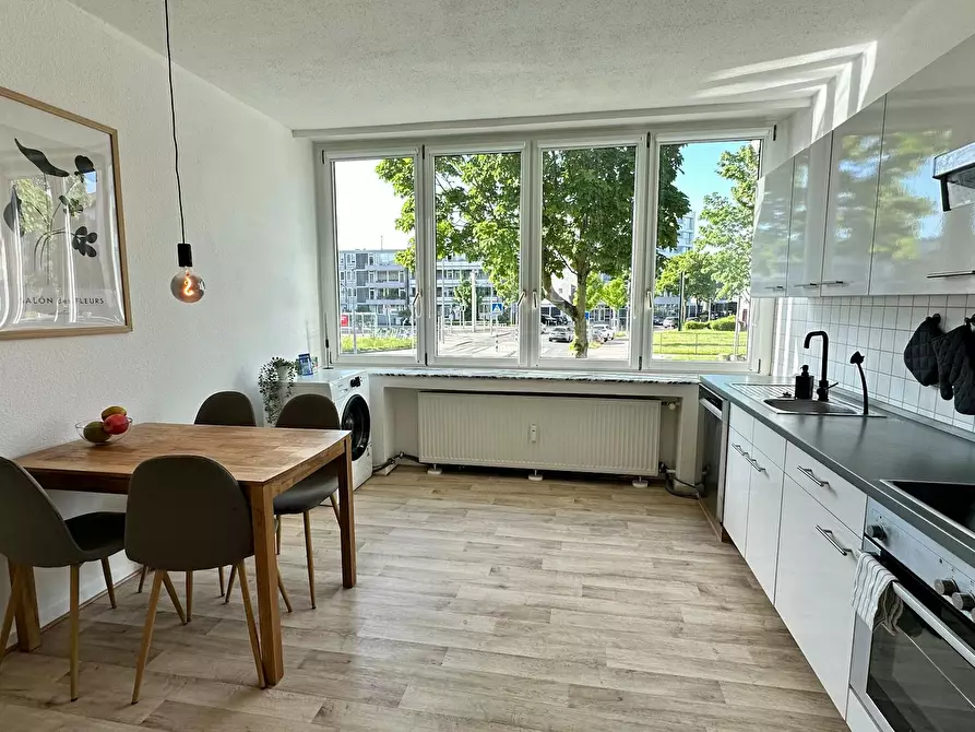 Immagine 10 di Camera in affitto  in Aachener Straße a Düsseldorf