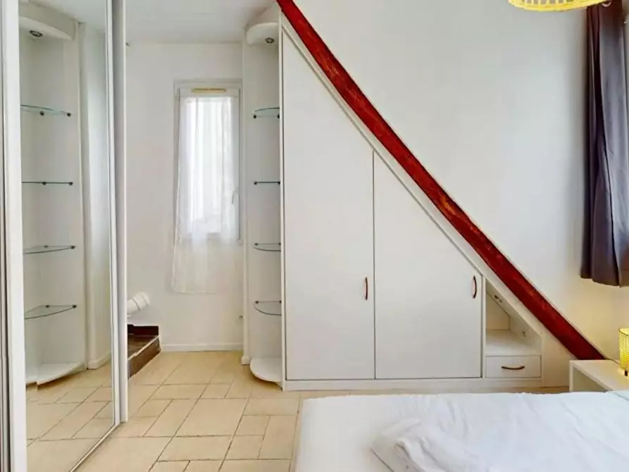 Immagine 5 di Appartamento in affitto  in Rue de Courcelles a Paris 17