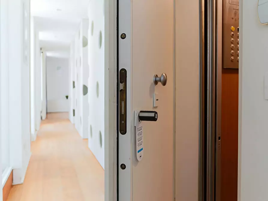 Immagine 8 di Appartamento in affitto  in Viale Cassala a Milano