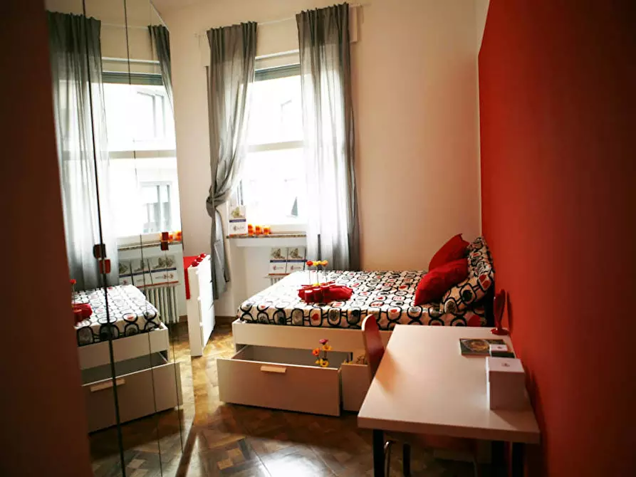 Immagine 3 di Camera in affitto  in Via Lazzaretto a Milano