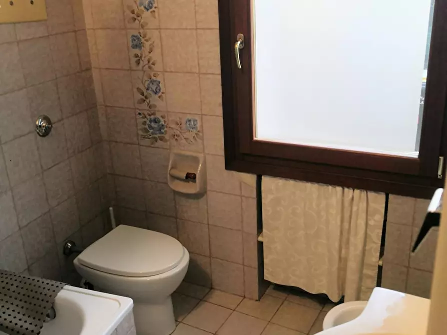 Immagine 10 di Camera in affitto  in Via Vecchia a Padova